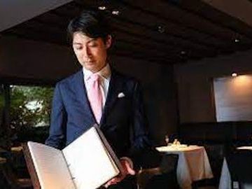 長野・奥志賀高原の30室の高級リゾートホテル、レストランマネ…