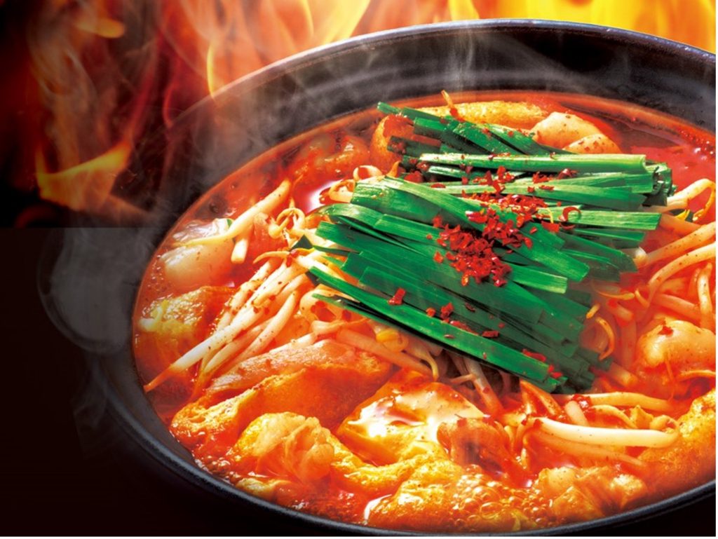 コロナ禍でも人気の韓国料理
1号店の浜松初生店や、2号店の札幌すすきの店に続き、2022年1月30日(日)に「赤からソウル恵比寿西口店」をオープン。
